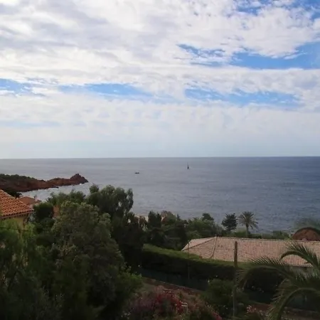 House Avec Piscine Vue Mer Raphael Antheor Casa de Férias
