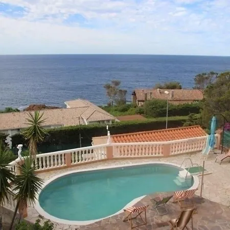 Casa de Férias House Avec Piscine Vue Mer Raphael Antheor Saint-Raphaël